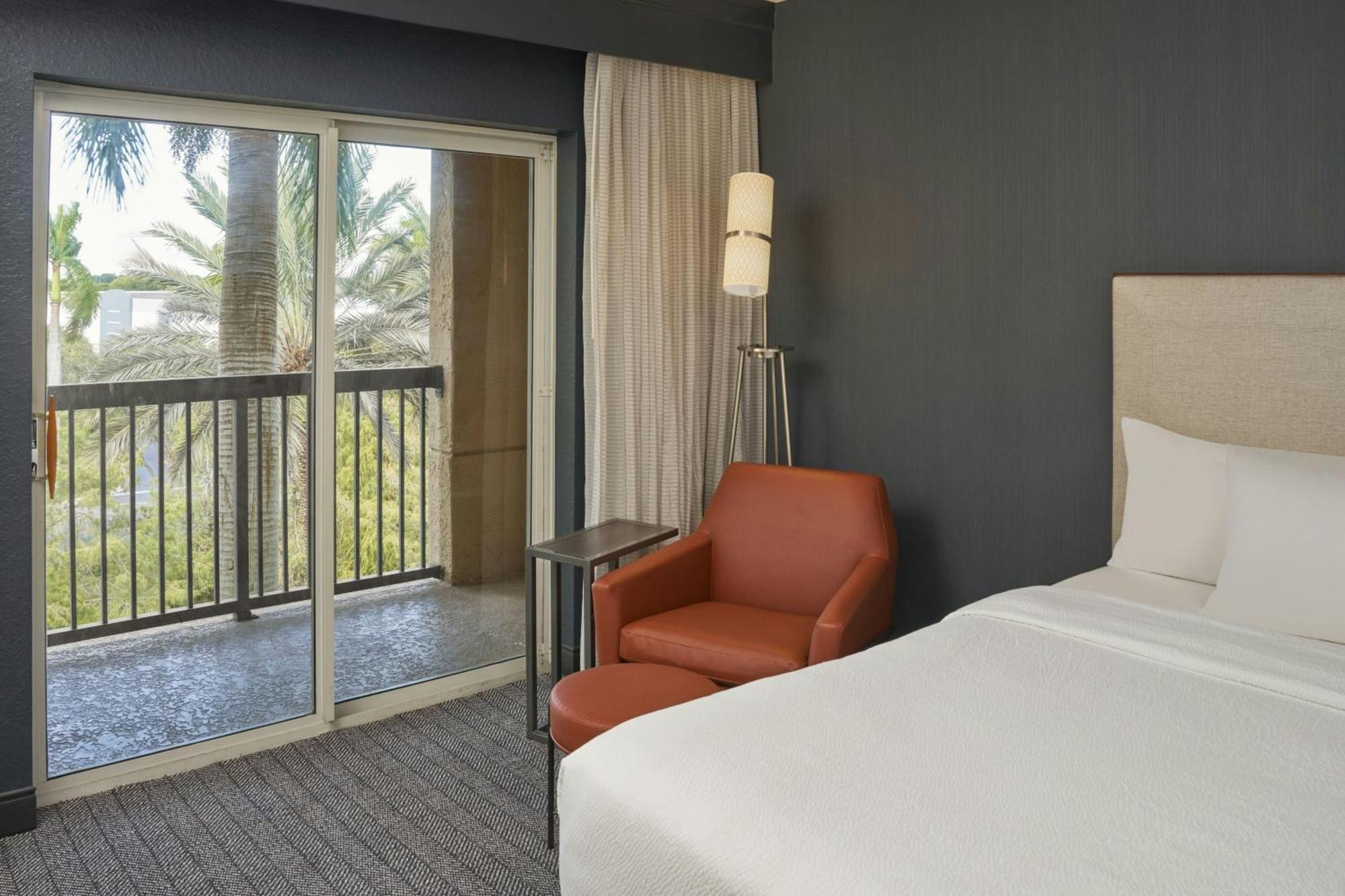 Courtyard By Marriott Fort Lauderdale Weston Extérieur photo