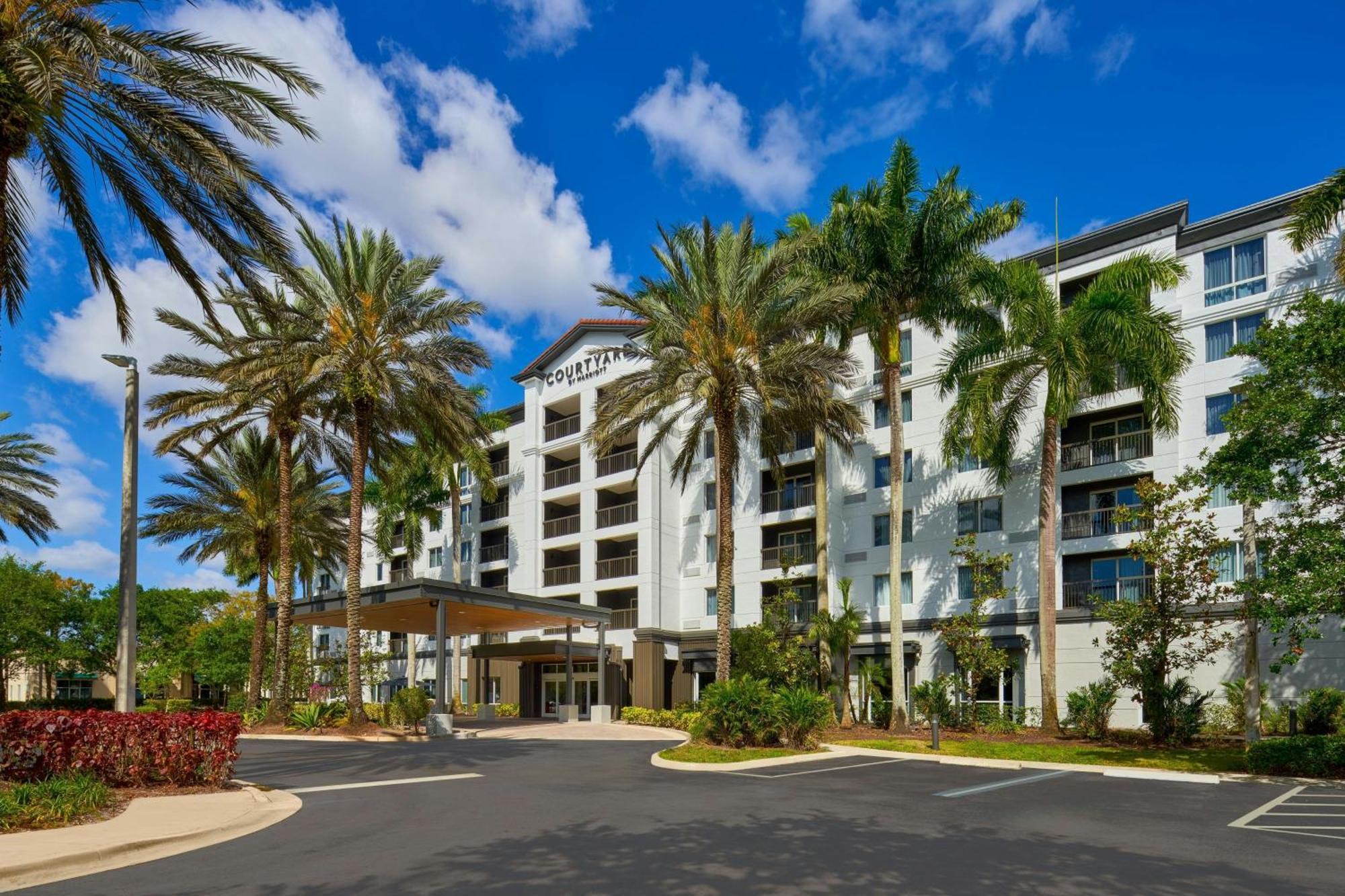 Courtyard By Marriott Fort Lauderdale Weston Extérieur photo